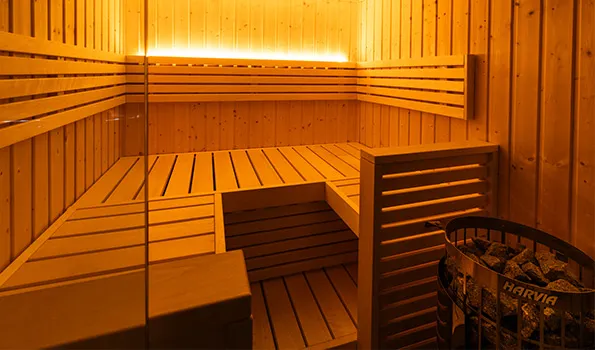 温冷浴が楽しめるサウナ