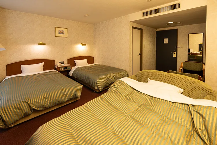 ベッド2台とソファベッド